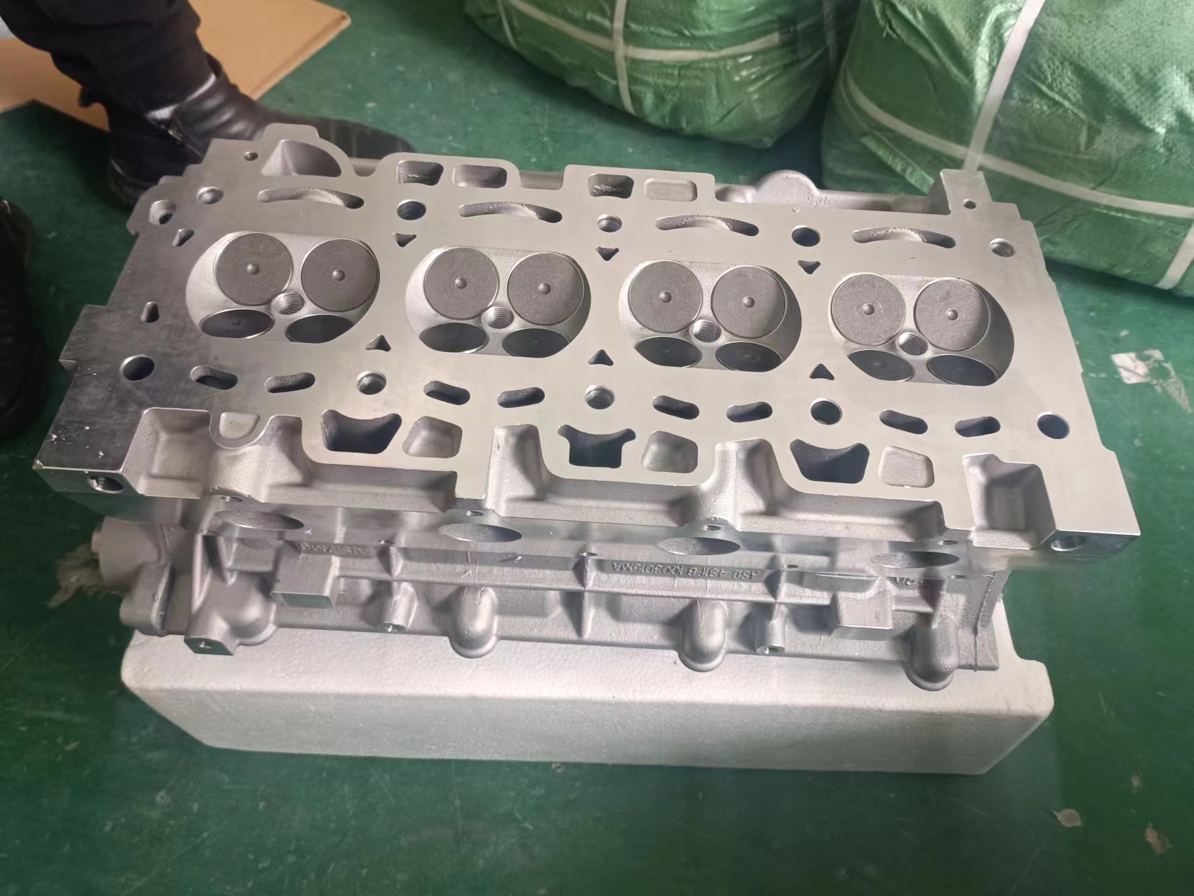 Wholesale chery auto parts sub assy-cylinder head machine tiggo5 A5